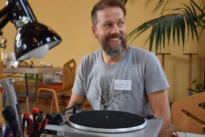 Repair Café Oldenburg in Kreyenbrück. Foto: Barthel Pester